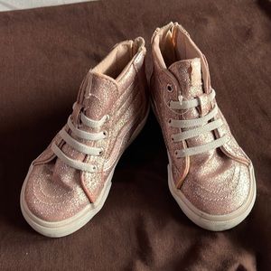 Toddler Vans slip on pink glitter. High top.